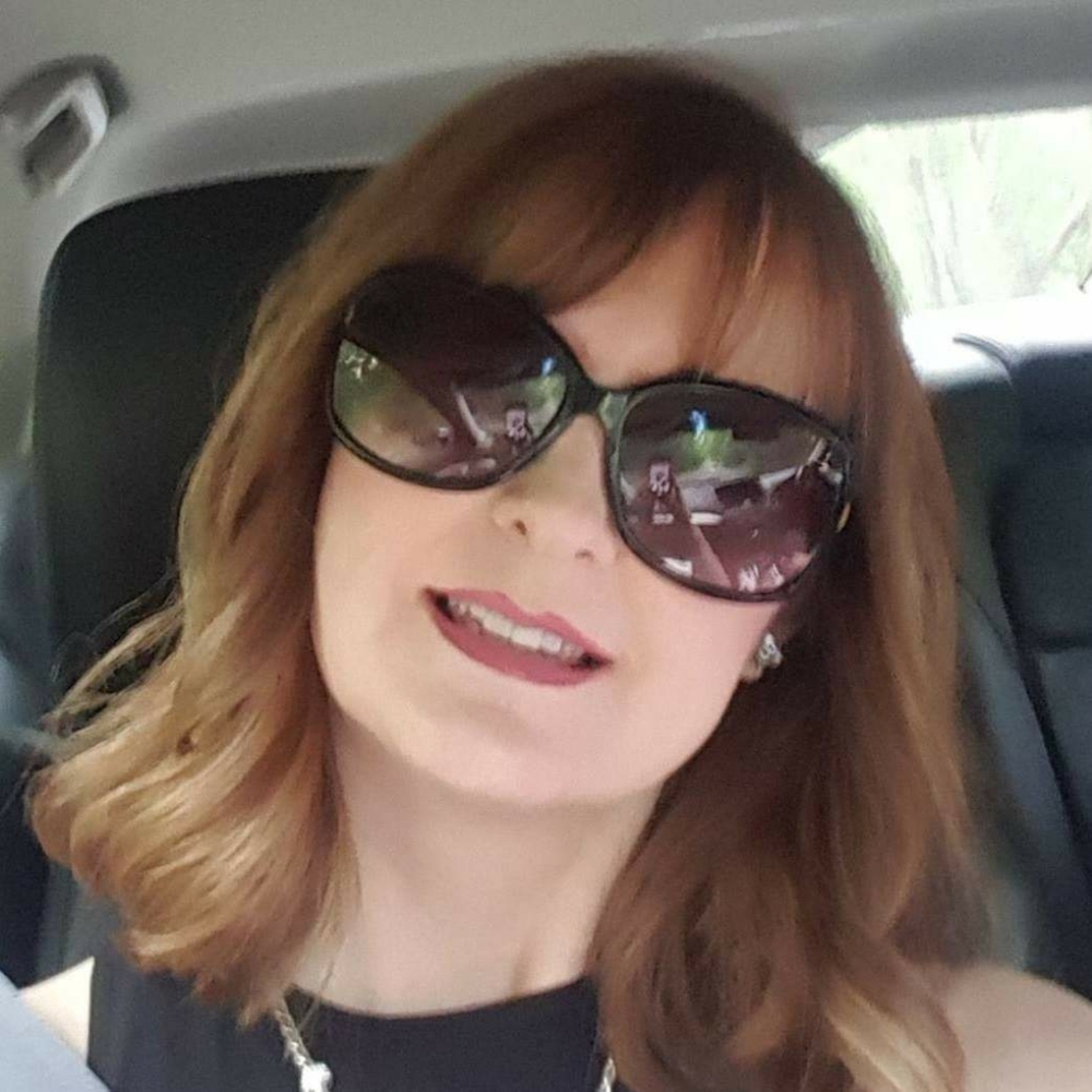Meet your Posher, Julie